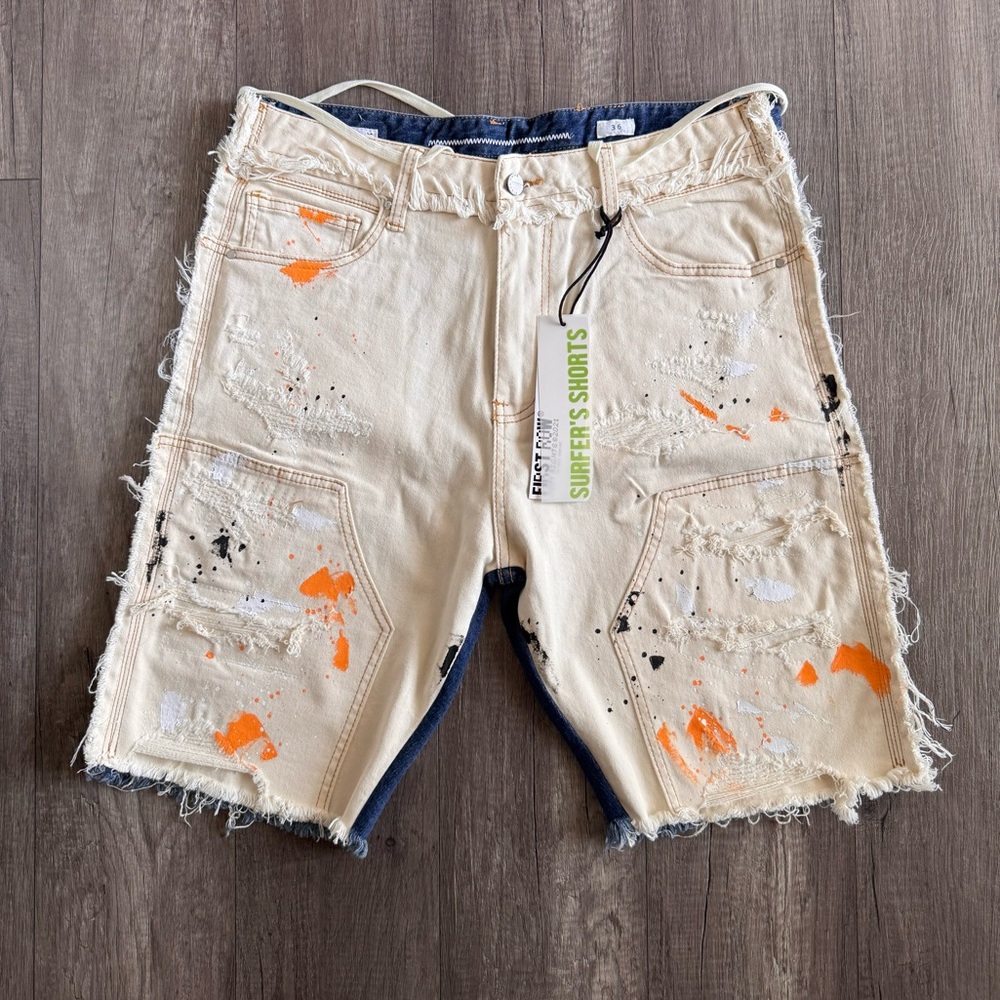 First Row Two-Tone Denim Shorts – Distressed Street Style
